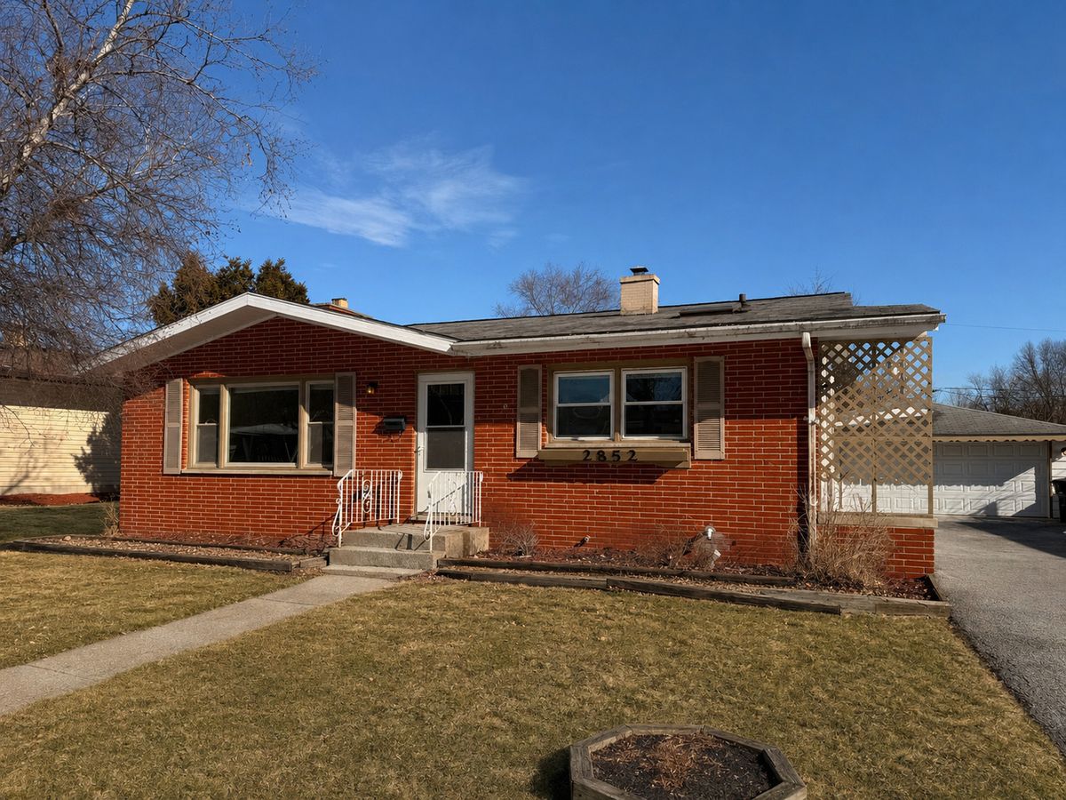 2852 189th Street, Lansing, IL 60438