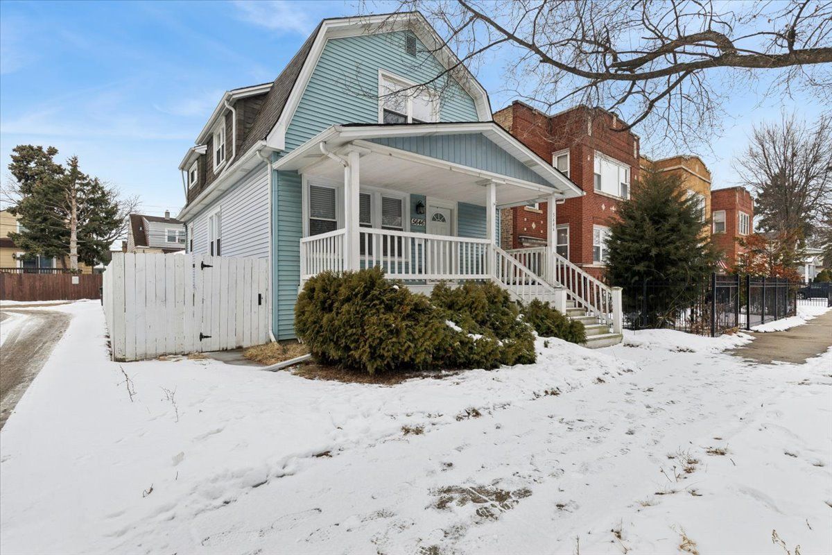 5646 N Menard Avenue — Chicago, IL 60646