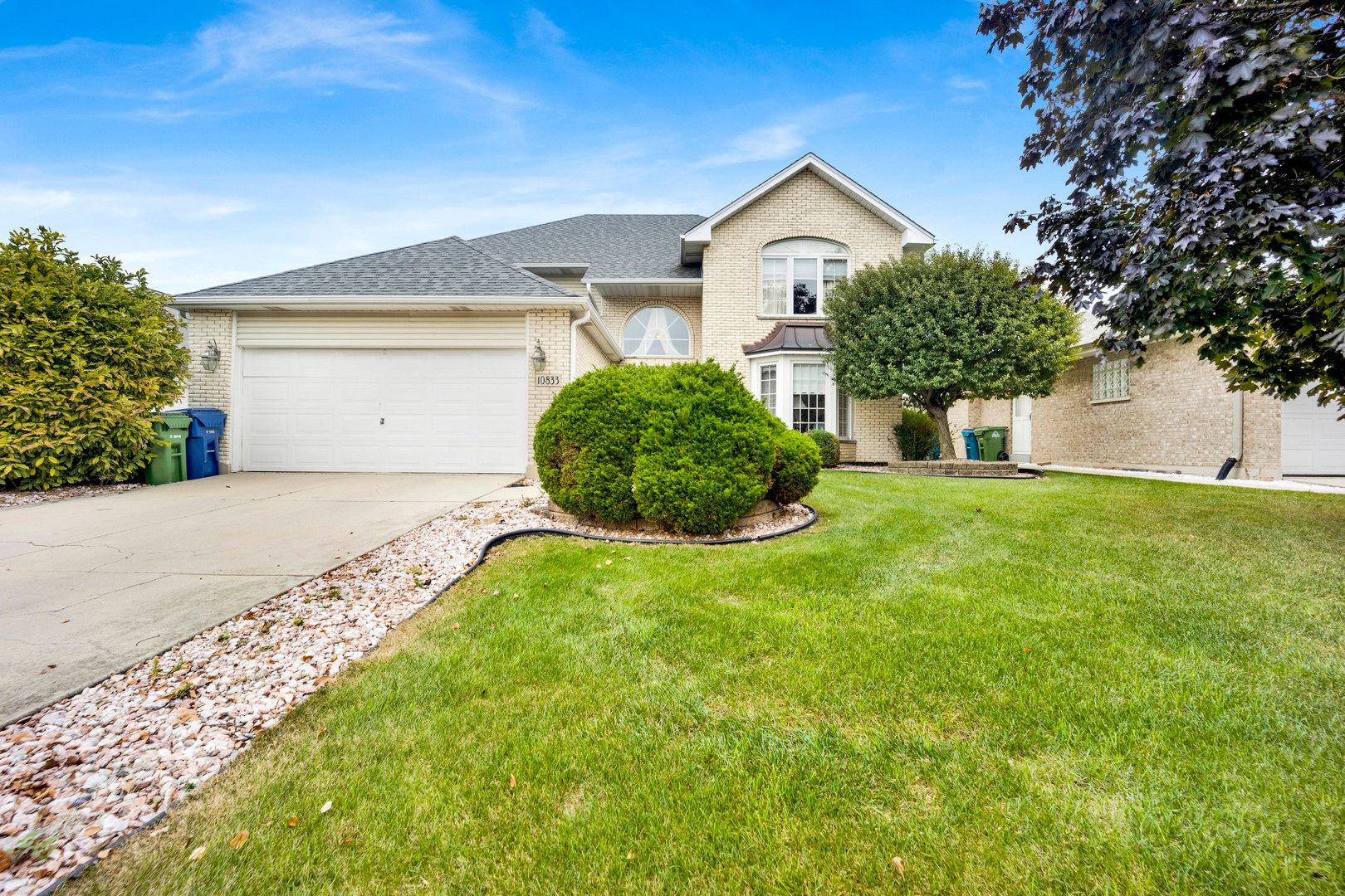 10833 Long Avenue — Oak Lawn, IL 60453