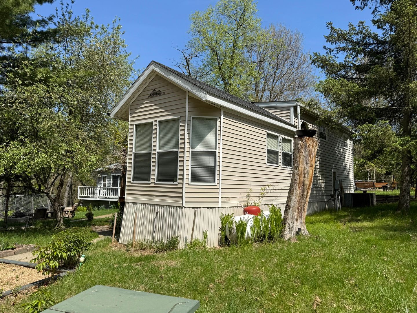 21-79 Woodhaven Lake — Sublette, IL 61367