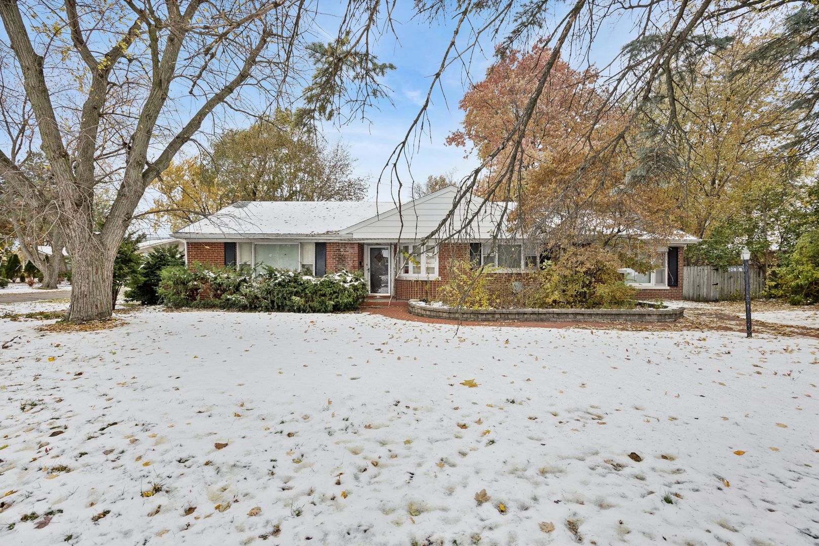 2929 Flossmoor Road — Flossmoor, IL 60422