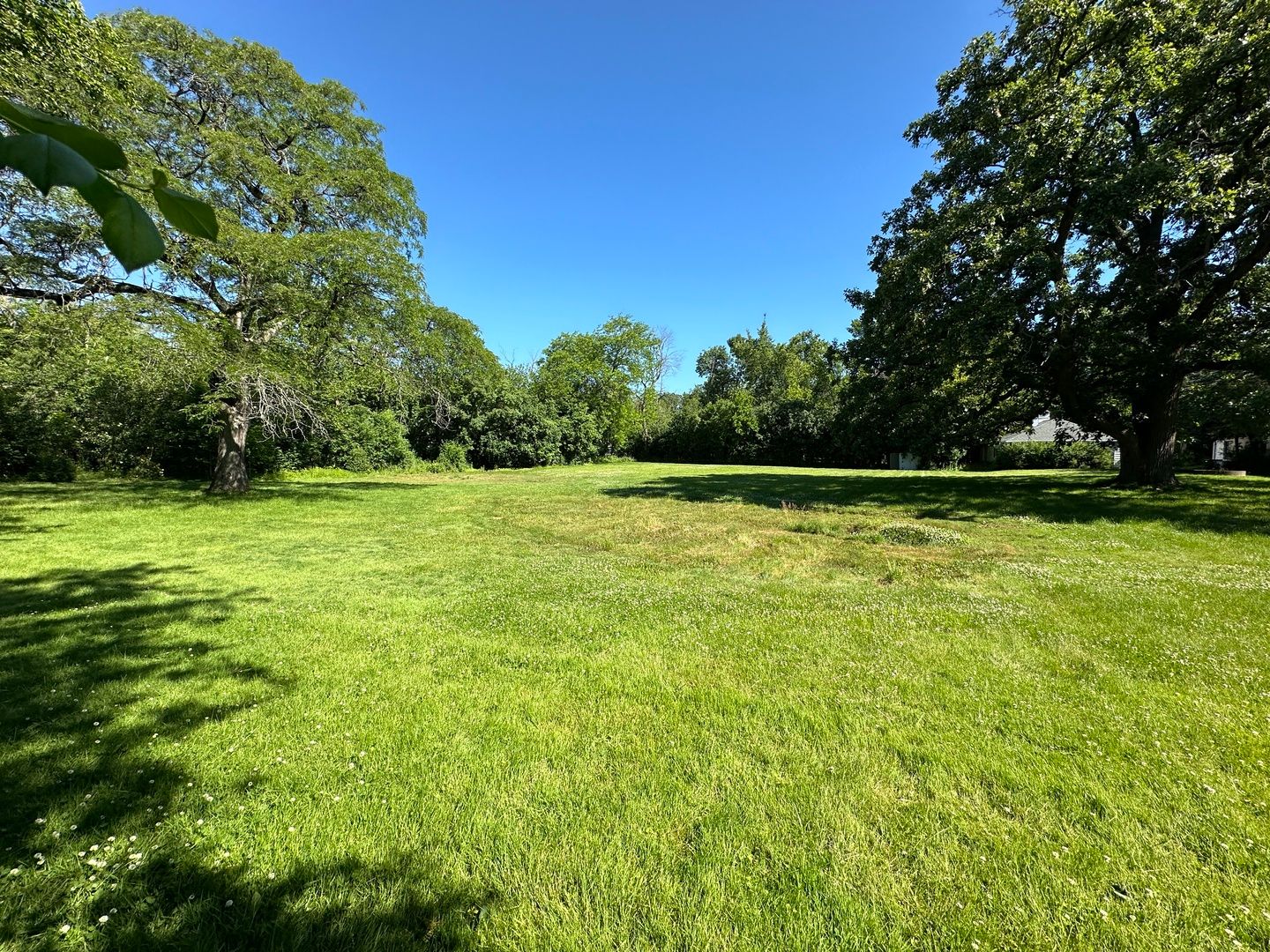 2033 Winnetka Road — Northfield, IL 60093