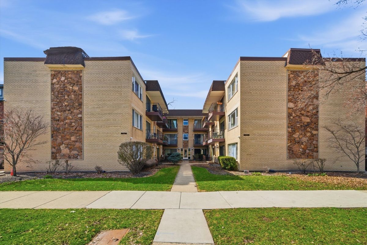 4340 Keeler Avenue, Chicago, IL 60641