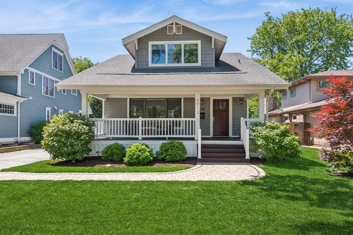 4812 Stonewall Avenue — Downers Grove, IL 60515