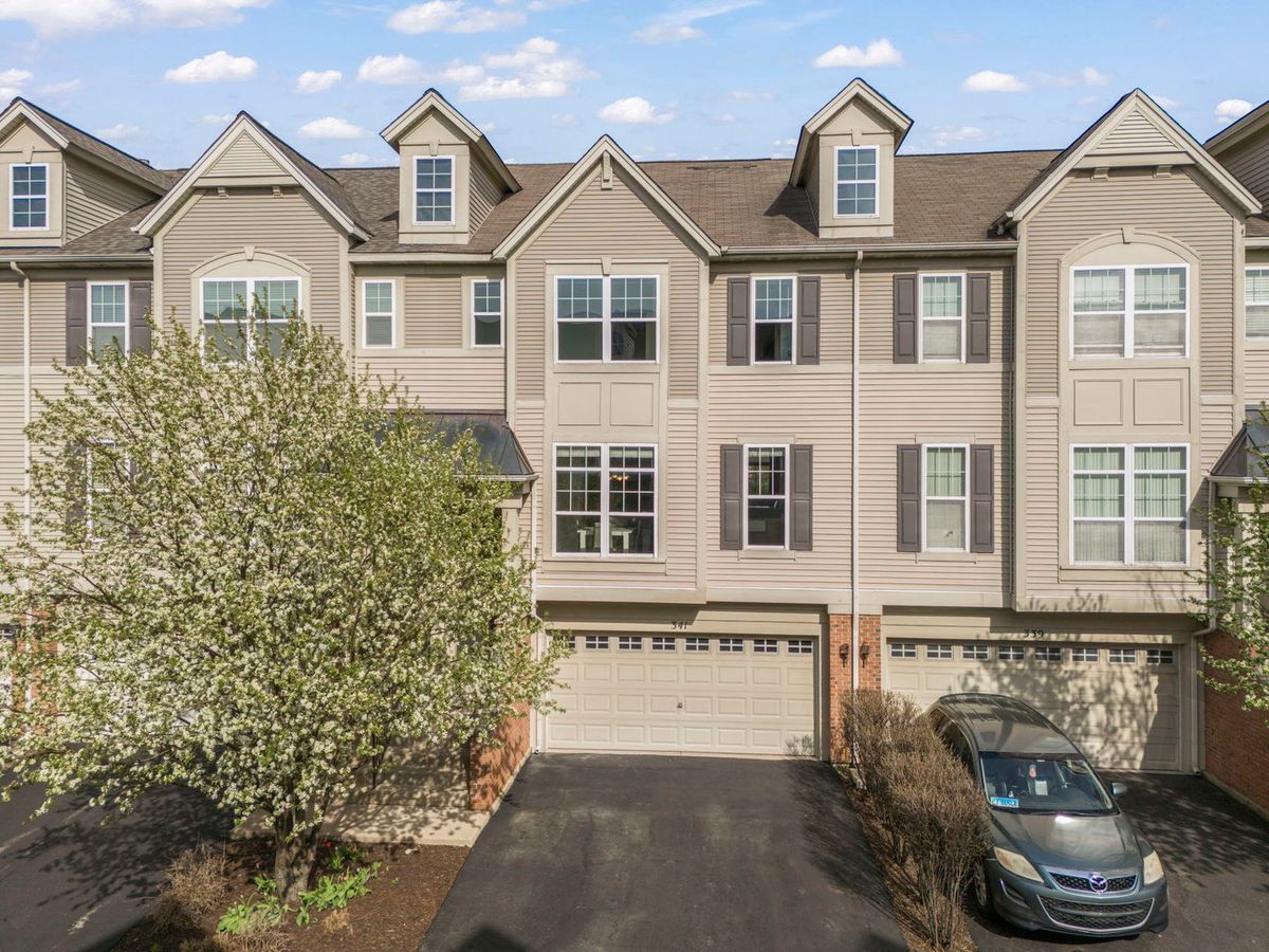 341 Commerce Street, Aurora, IL 60504