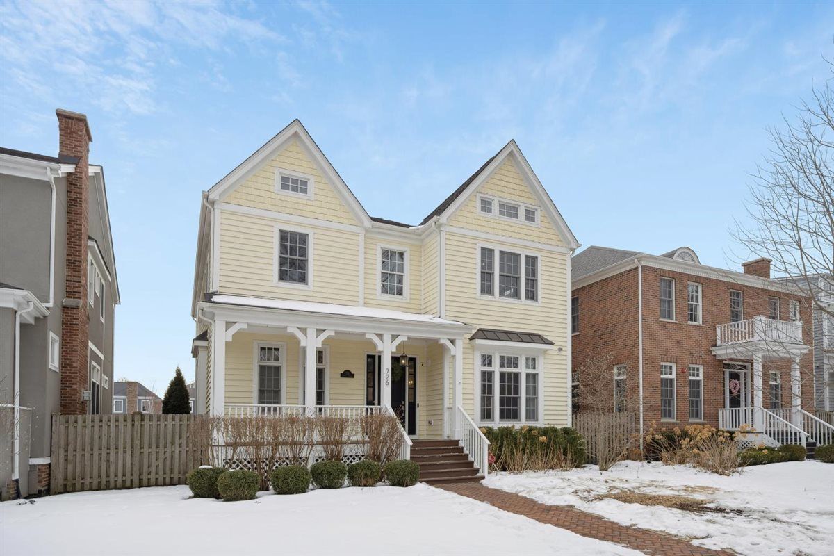 726 Lincoln Street, Evanston, IL 60201
