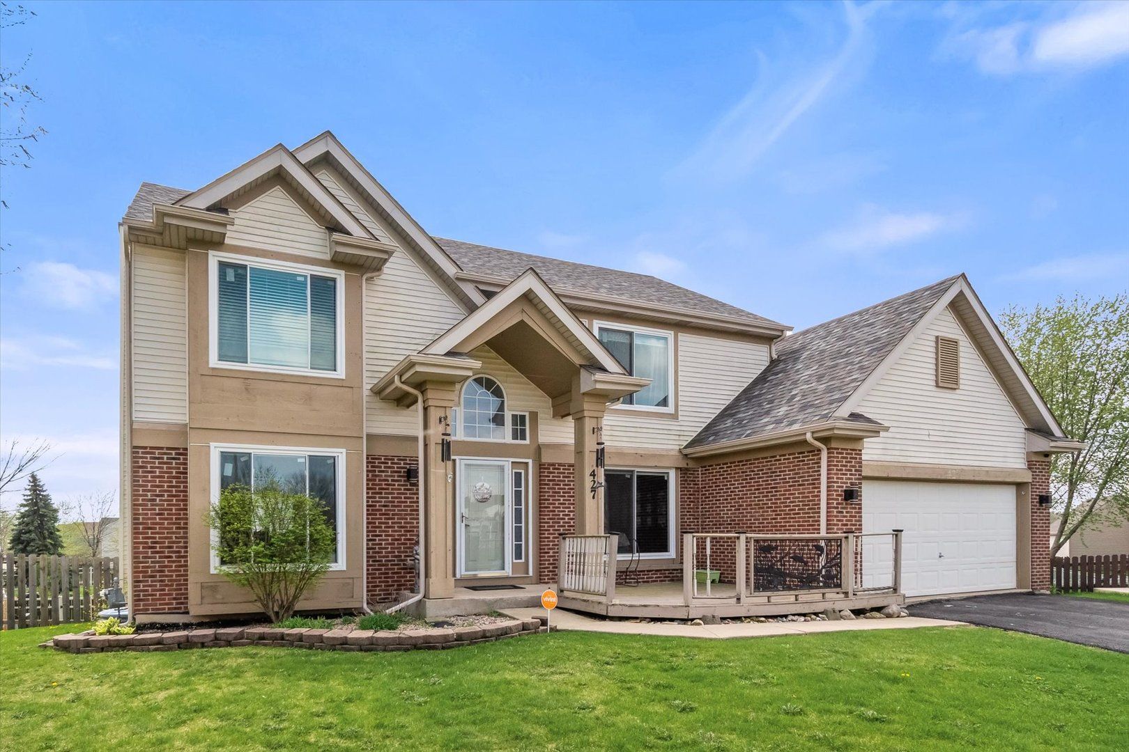 427 Essex Court — Sugar Grove, IL 60554