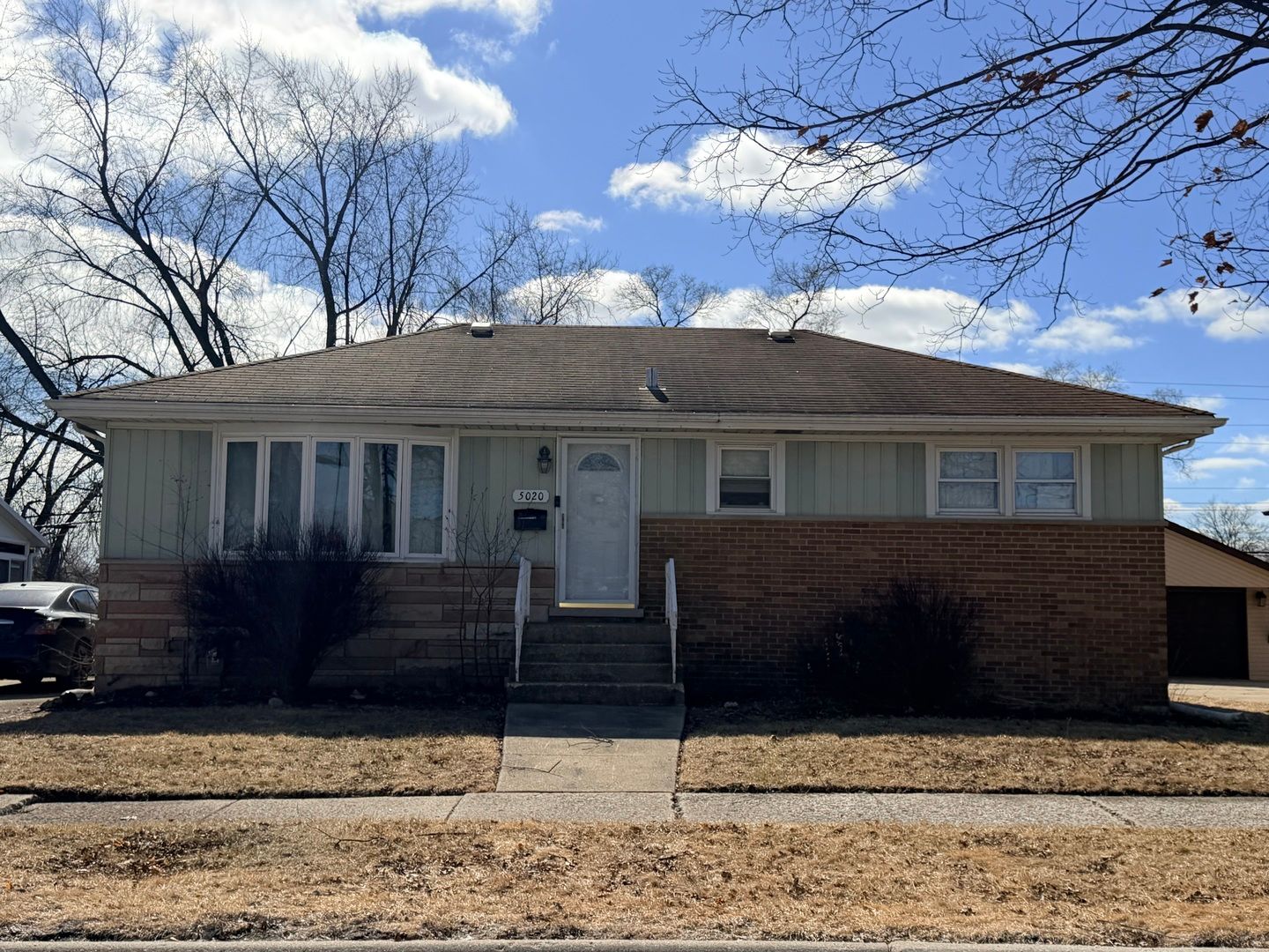 5020 Saint Paul Court — Hillside, IL 60162
