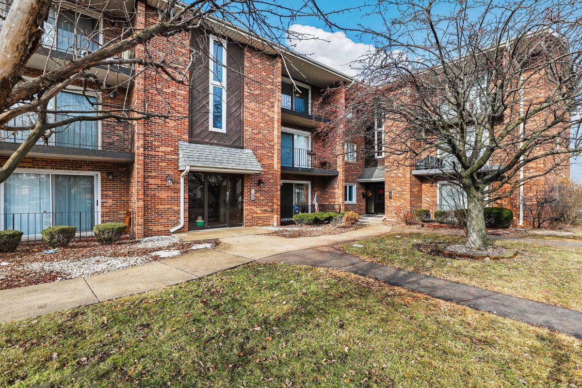 13050 Marquette Avenue, Chicago, IL 60633