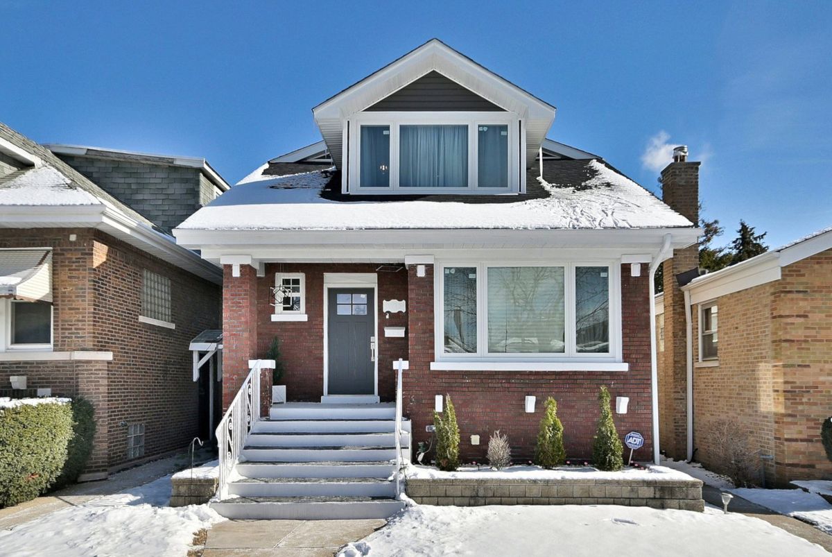 3715 Euclid Avenue, Berwyn, IL 60402