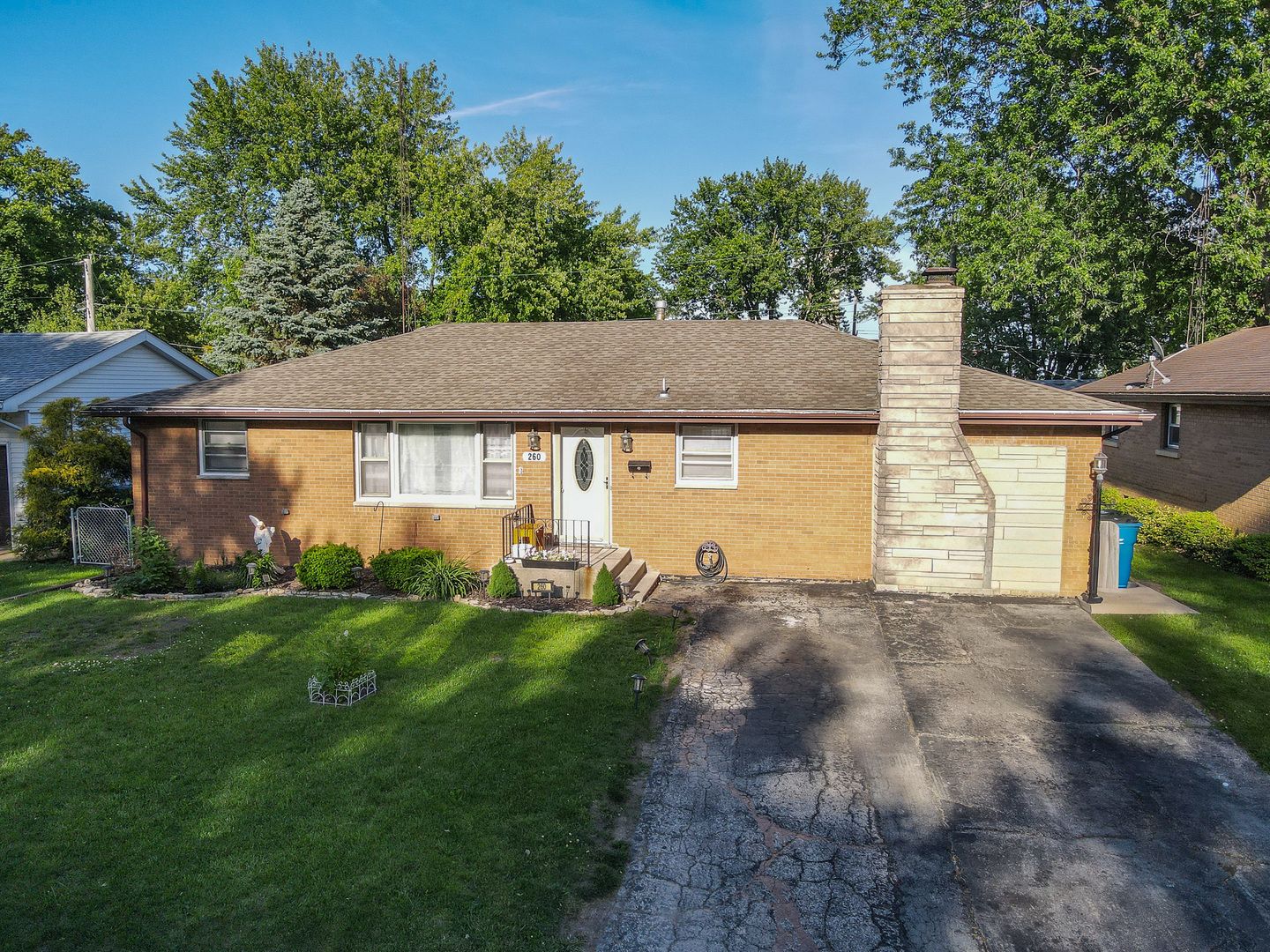 260 W Country Court — Bourbonnais, IL 60914