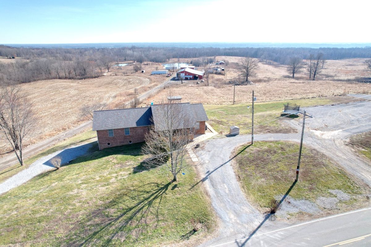 5488 Tick Ridge Road, Grand Chain, IL 62941