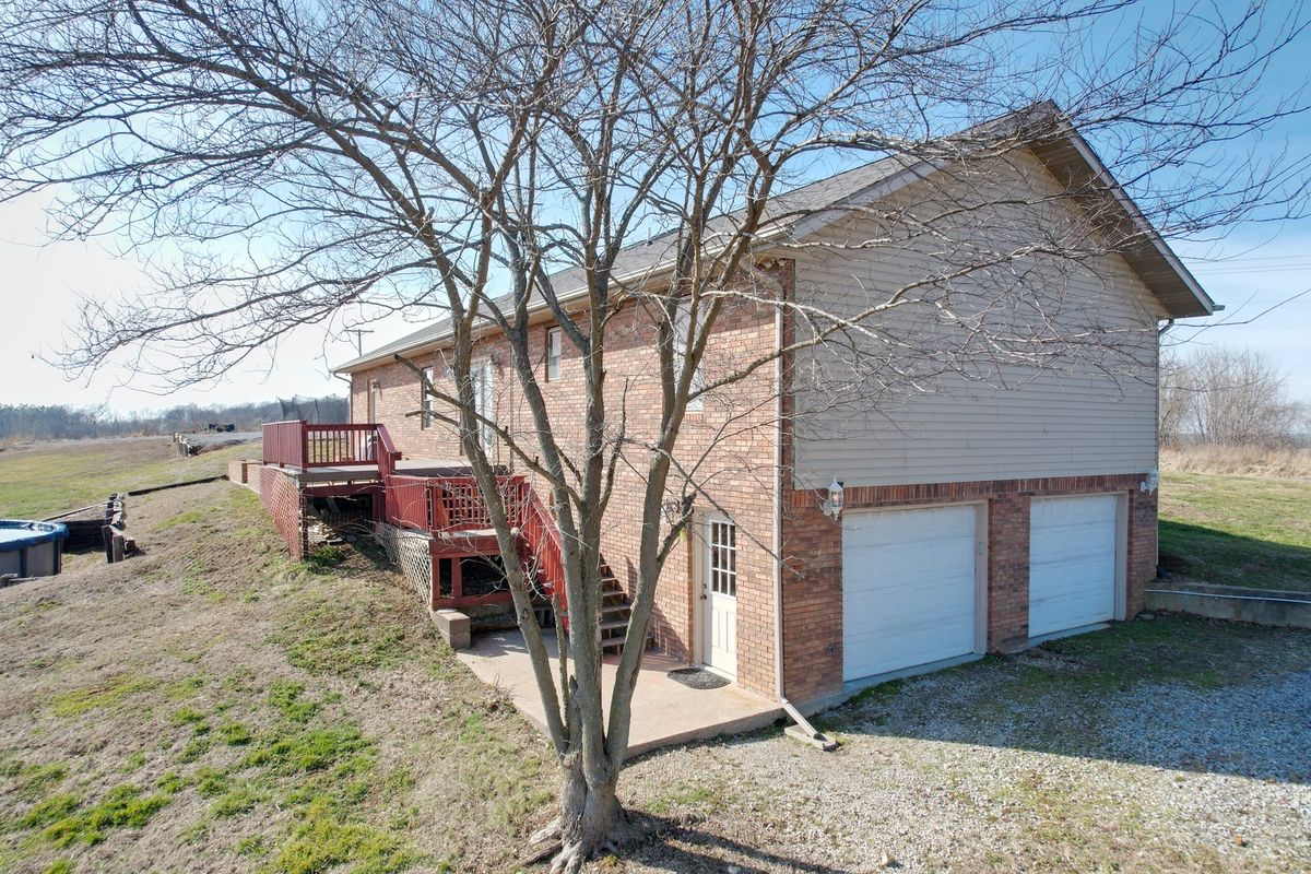 5488 Tick Ridge Road, Grand Chain, IL 62941