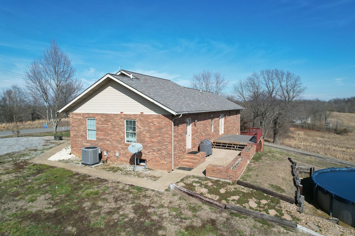 5488 Tick Ridge Road, Grand Chain, IL 62941