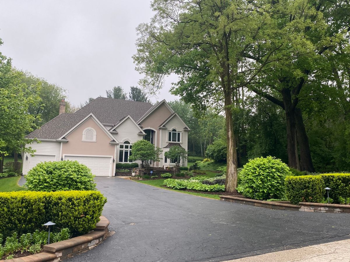 1312 Galloway Drive, Woodstock, IL 60098