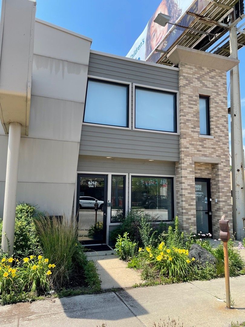 6252 Lincoln Avenue, Chicago, IL 60659