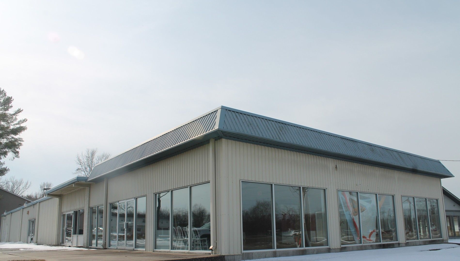2145 Sweets Drive — Carbondale, IL 62902