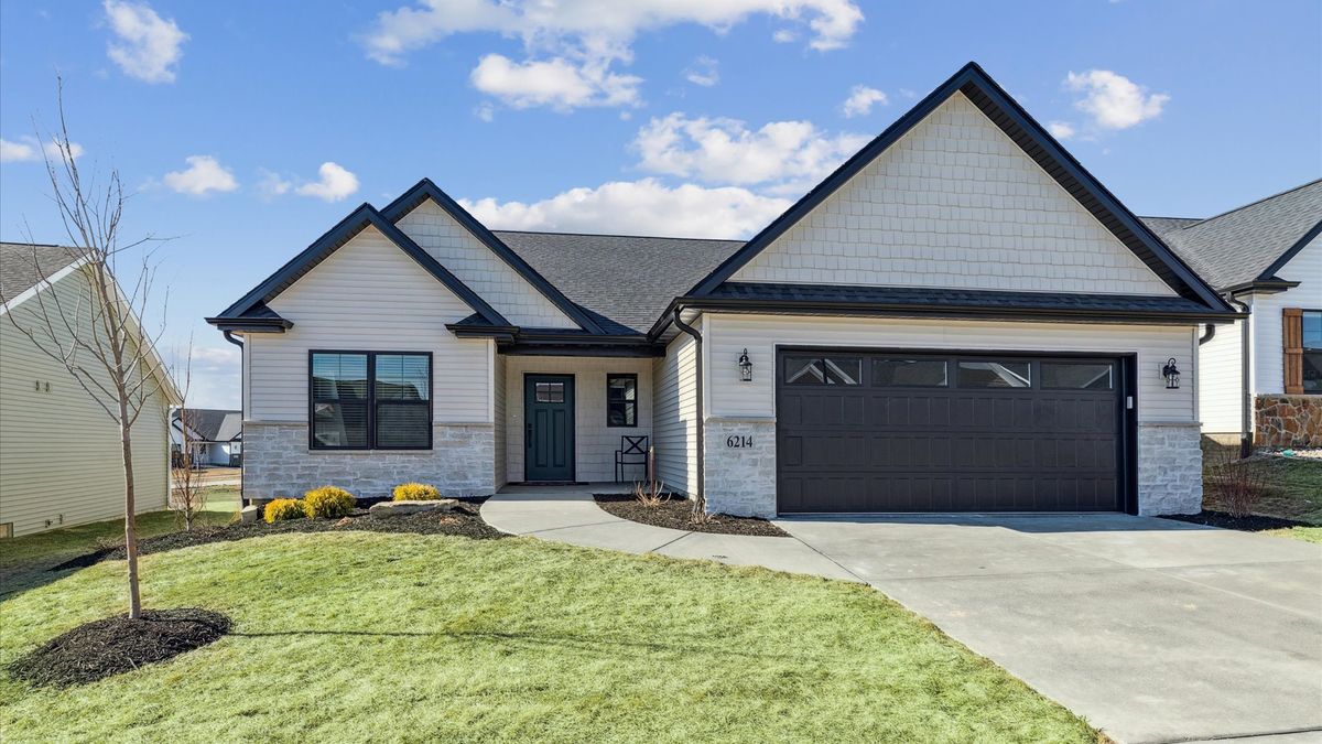 6214 College Avenue, Davenport, IA 52807