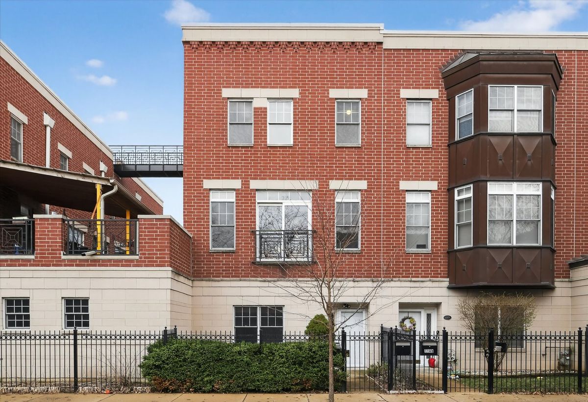 1151 46th Street, Chicago, IL 60653