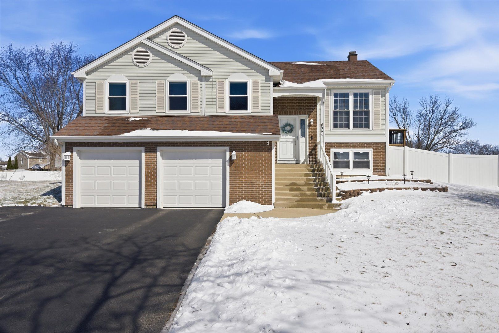 396 Nantucket Court — Bartlett, IL 60103