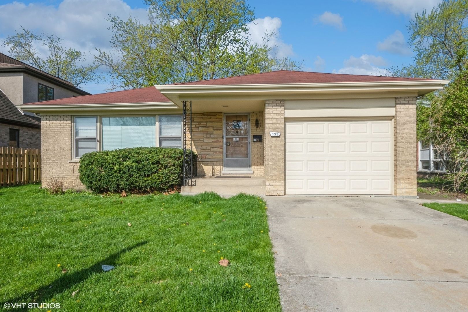 9222 Kildare Avenue — Skokie, IL 60076