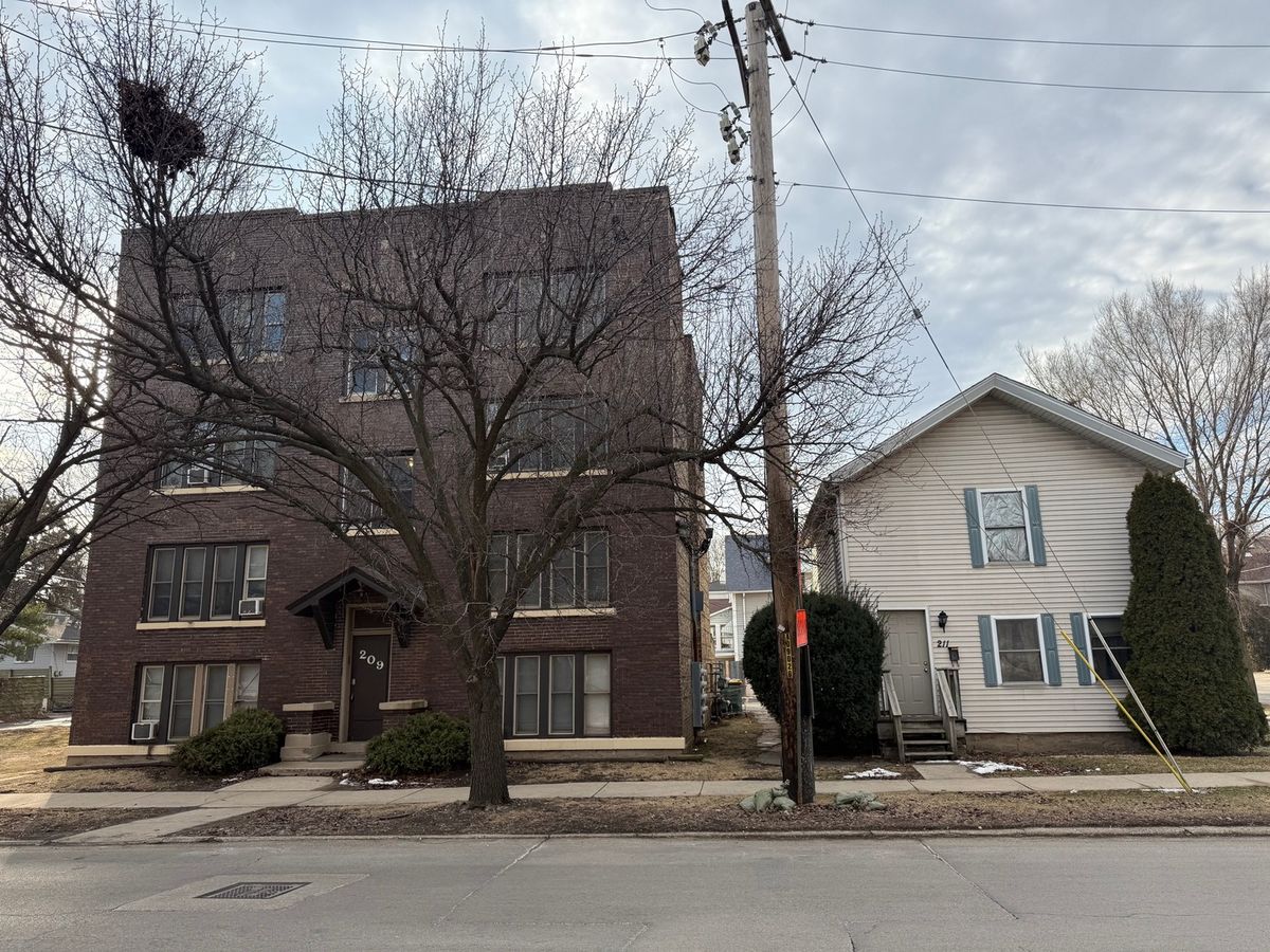 209 Center Street, Joliet, IL 60435