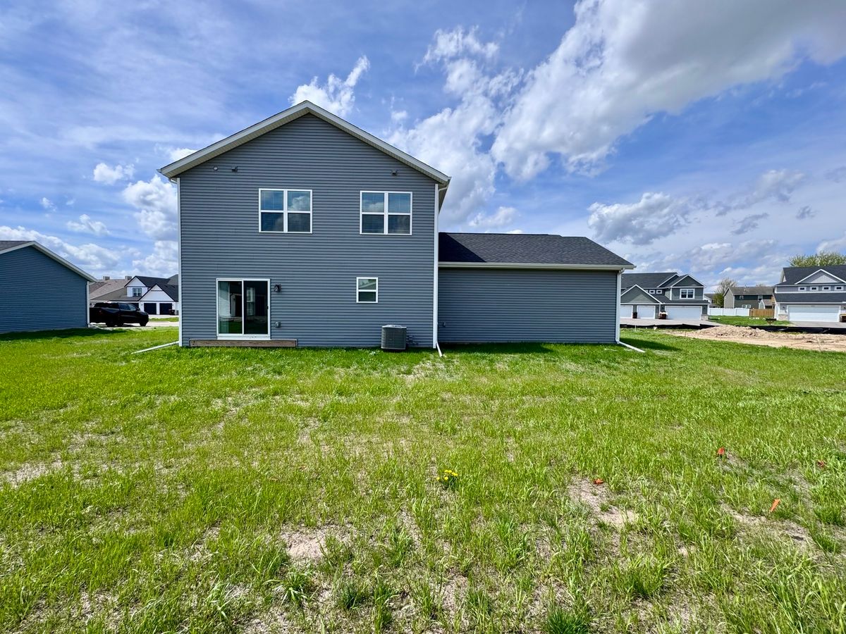 15571 Finley Way, South Beloit, IL 61080