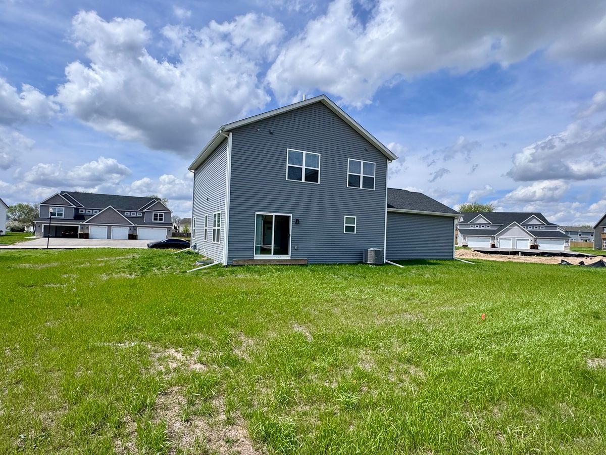 15571 Finley Way, South Beloit, IL 61080