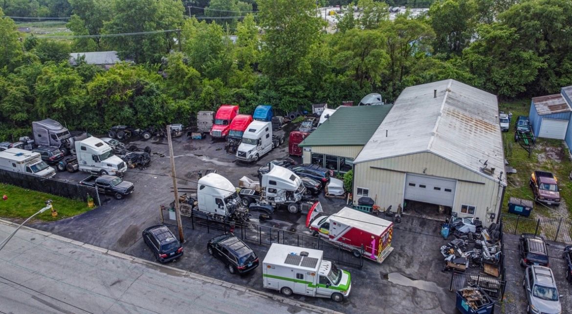 17620 Chicago Avenue, Lansing, IL 60438