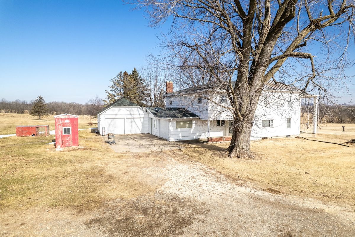 3114 S Rush Creek Road, Stockton, IL 61085