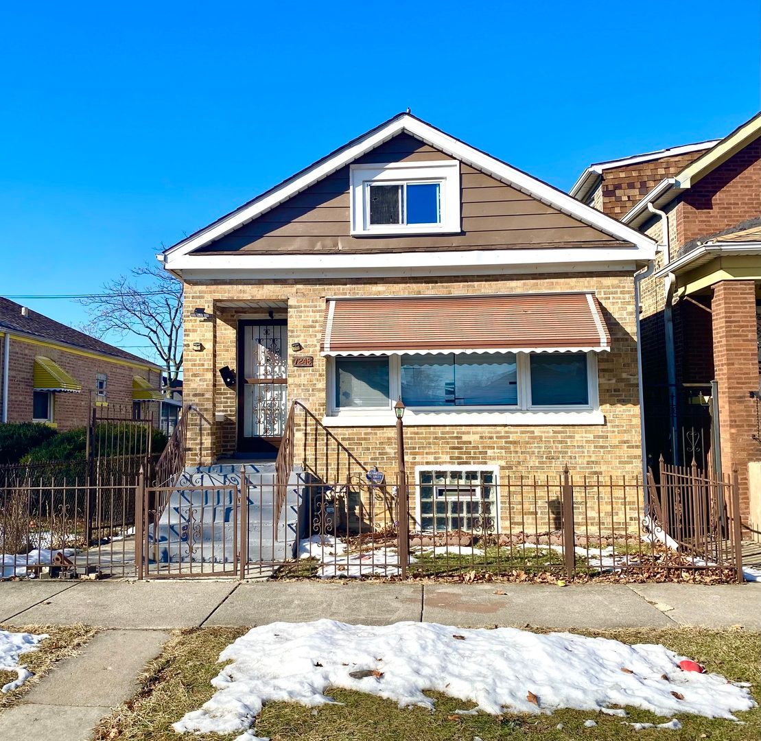 7248 Wolcott Avenue — Chicago, IL 60636