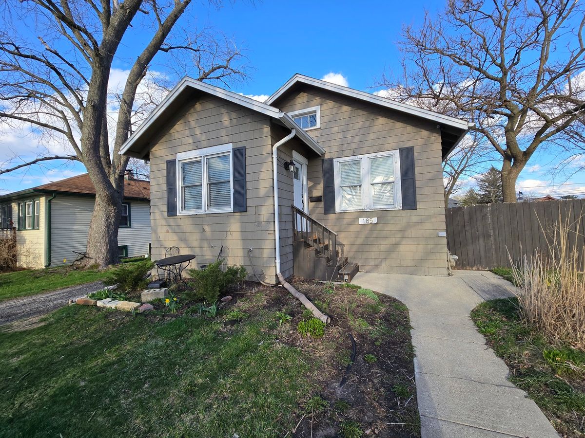 185 Pick Avenue, Elmhurst, IL 60126