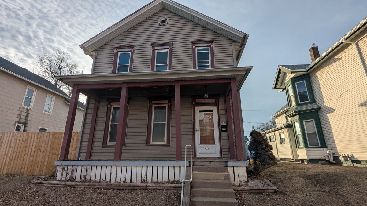 722 18th Street, Rock Island, IL 60201