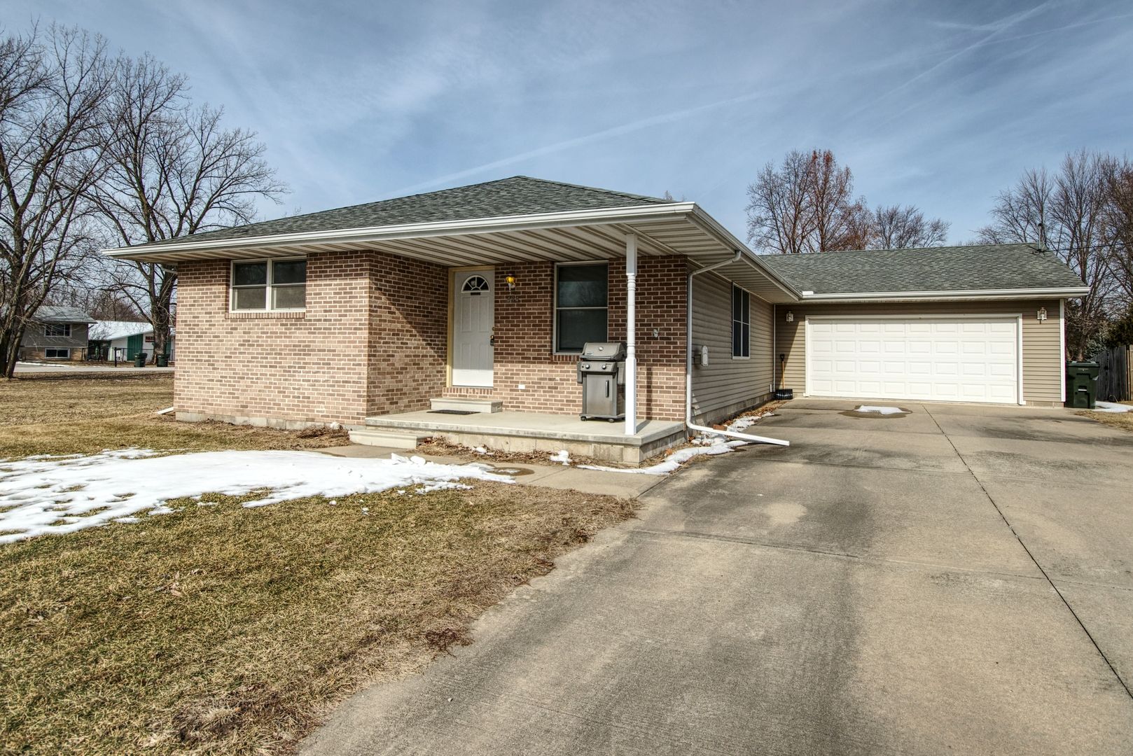 484 W 3rd Street — Braidwood, IL 60408