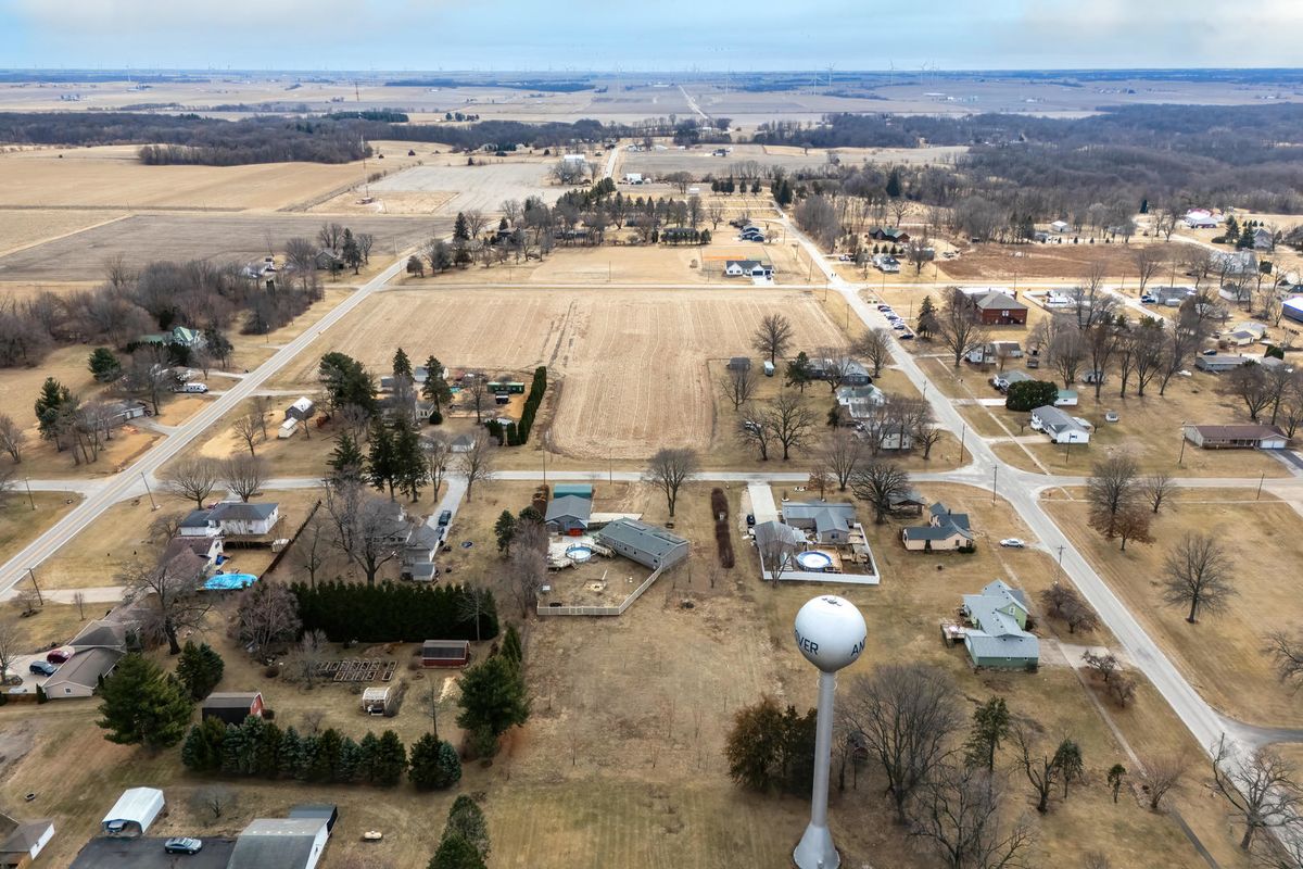 524 6th Street, Andover, IL 61233