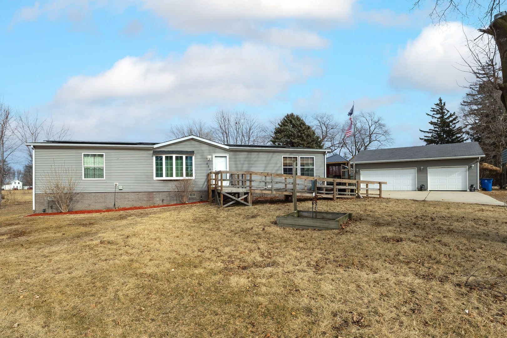 524 6th Street — Andover, IL 61233