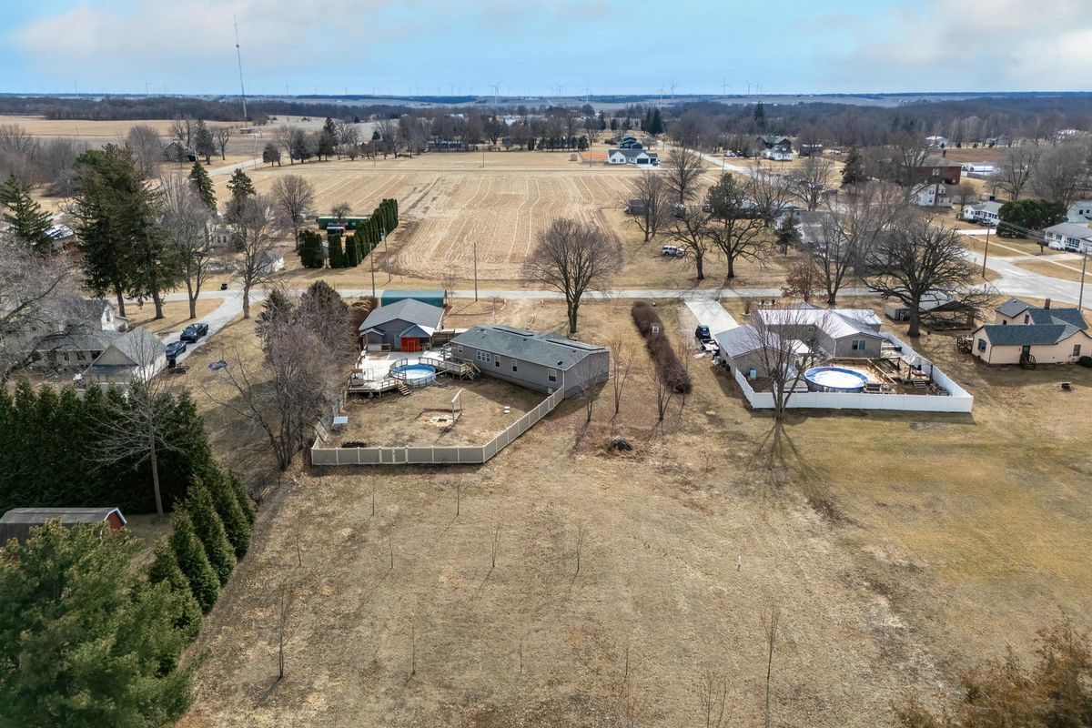 524 6th Street, Andover, IL 61233