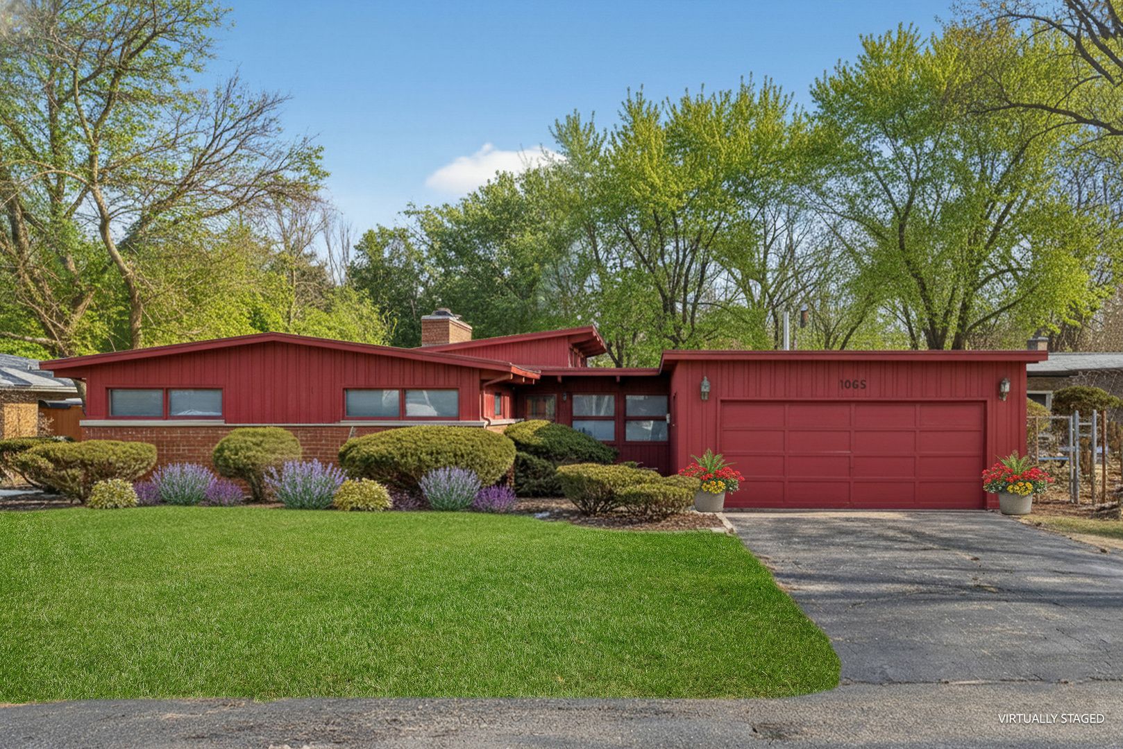 1065 FOREST HILL Street — Calumet City, IL 60409