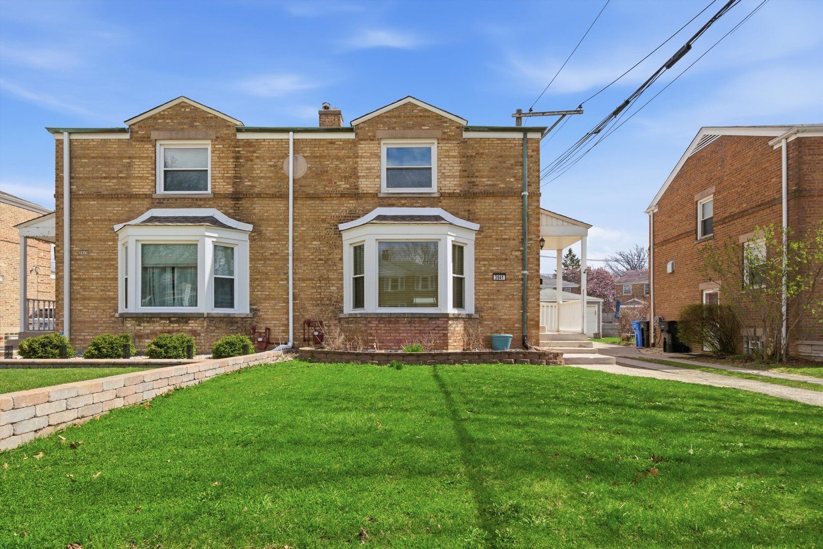 3941 N Mobile Avenue — Chicago, IL 60634