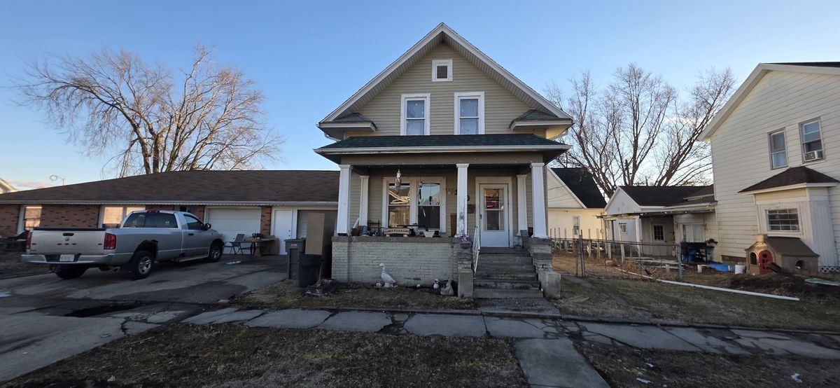 110 W JACKSON Street, Abingdon, IL 61410