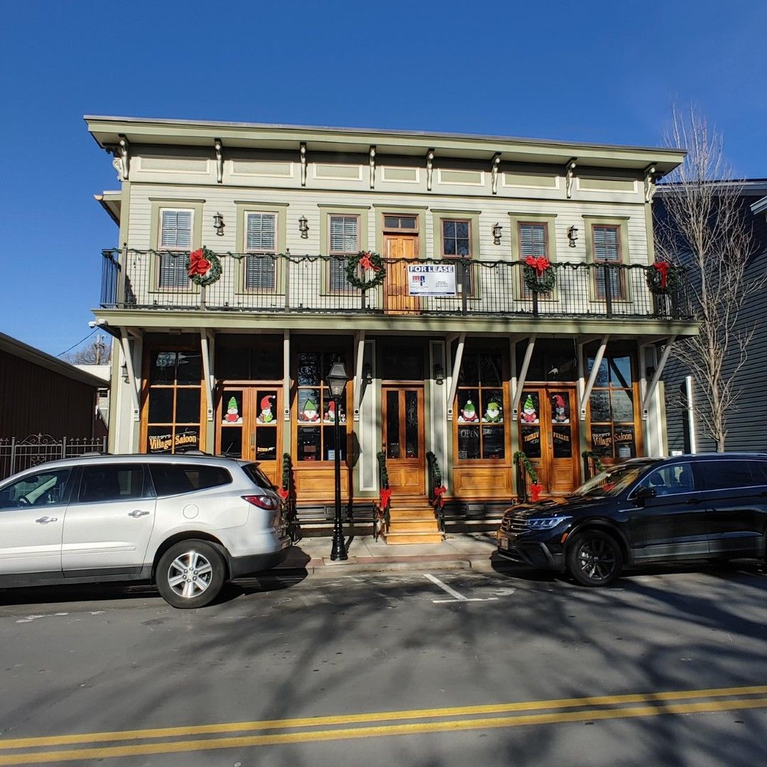 2118 E 11TH Street — Davenport, IA 52803