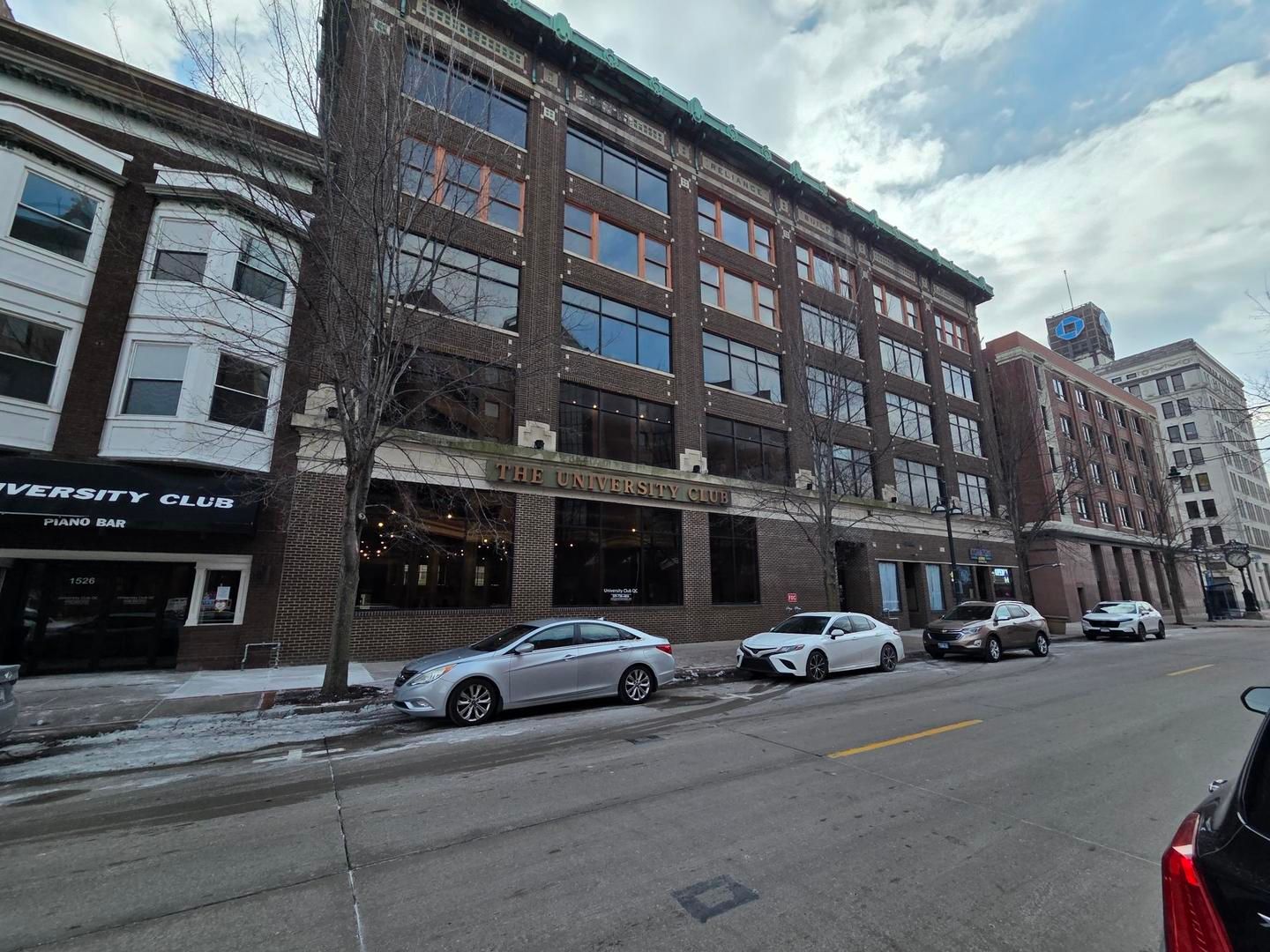 1514 5th Avenue #301 — Moline, IL 61265