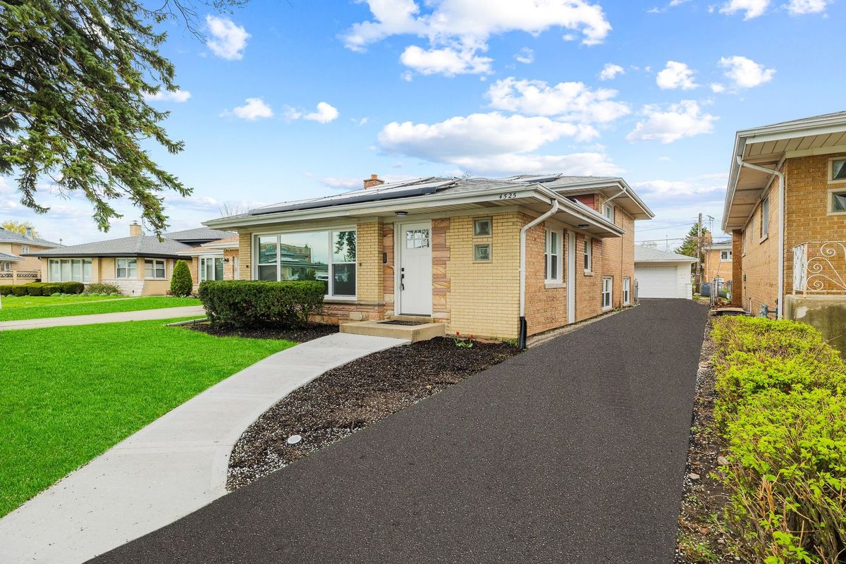 4525 Plainfield Avenue, Norridge, IL 60706