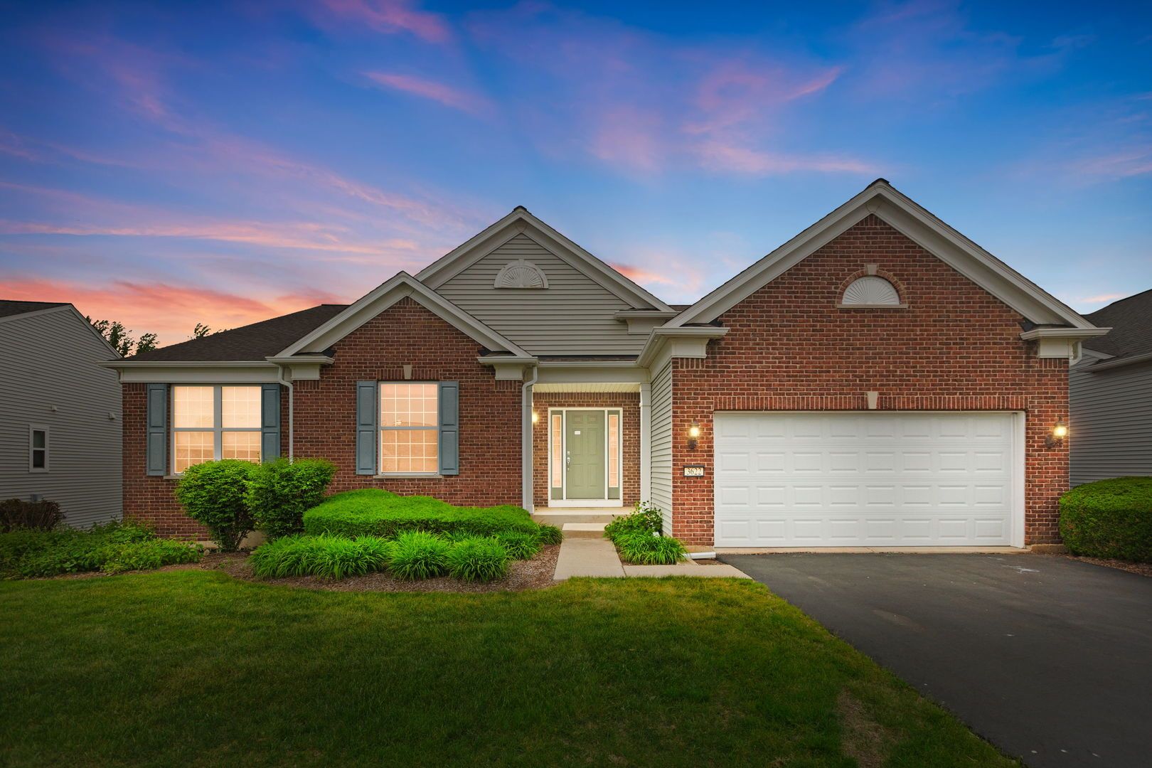 3622 Monticeto Circle — Mundelein, IL 60060