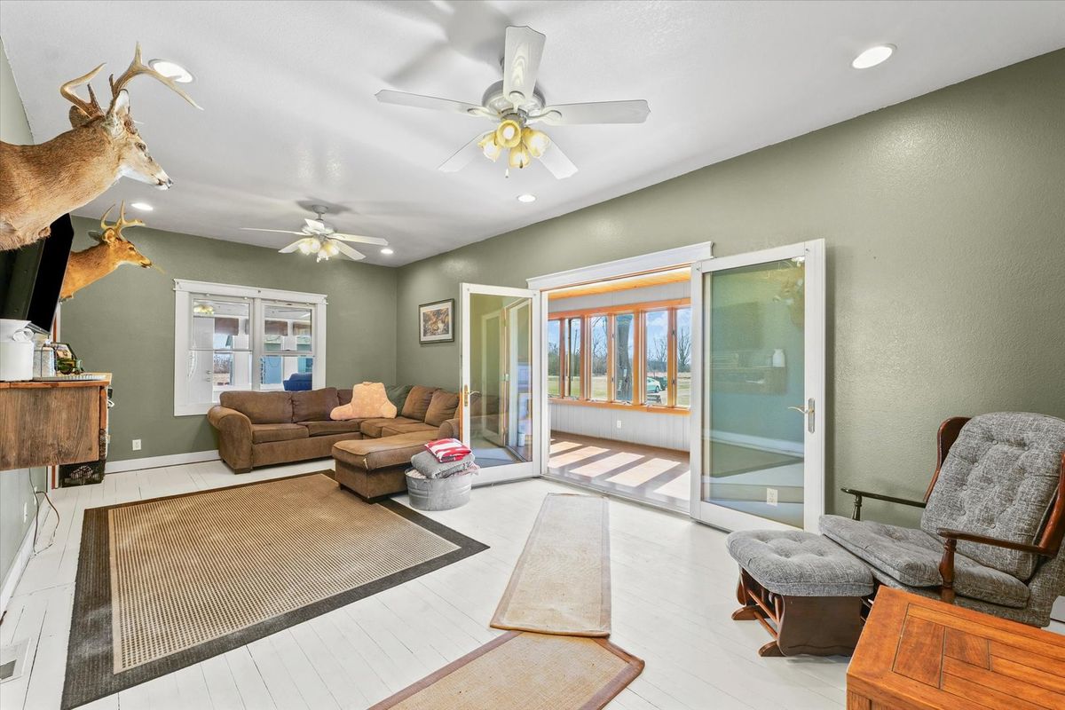 422 E 600 North Road, Buckley, IL 60918