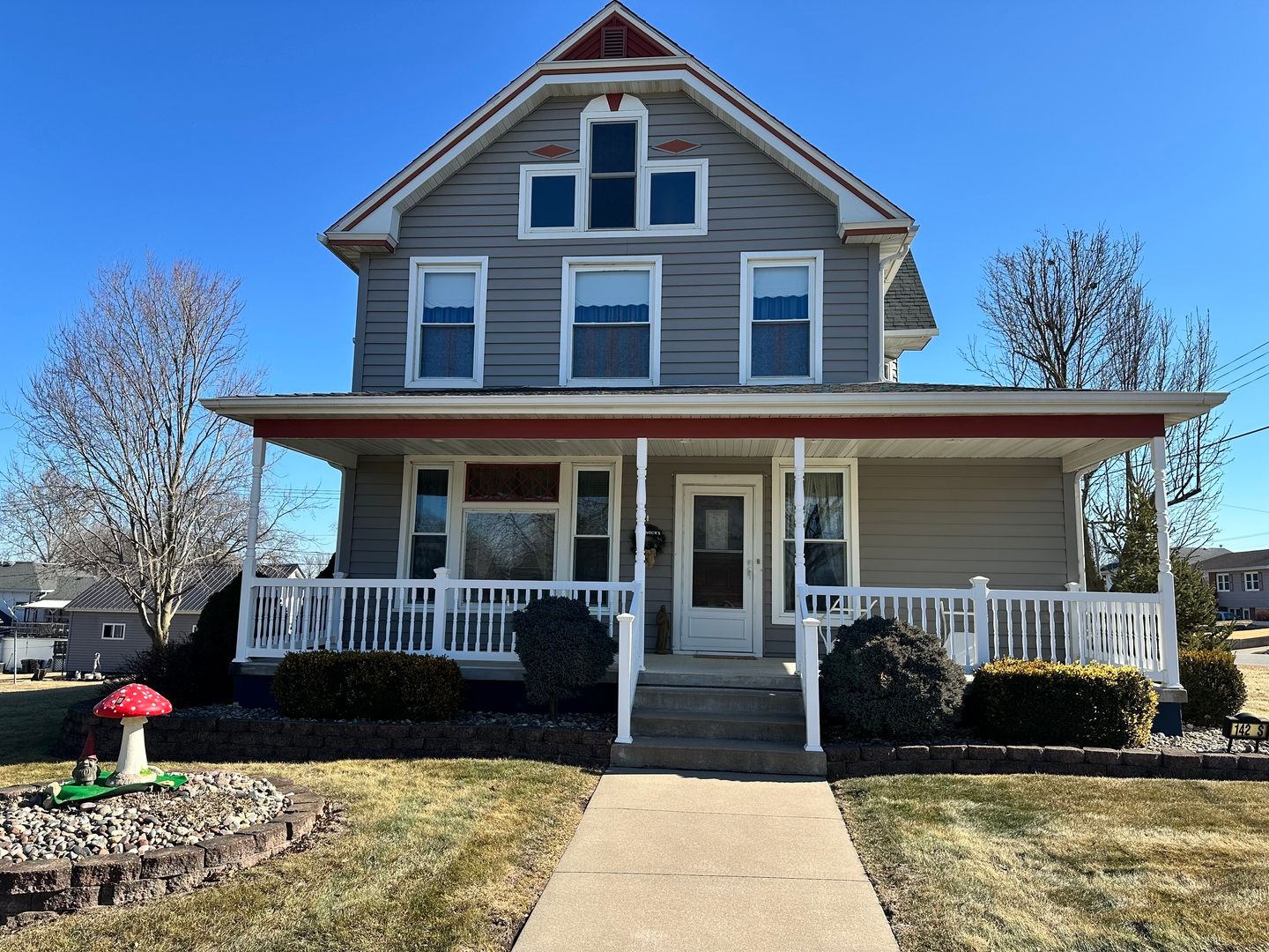 142 S Elliot Street — Preston, IA 52069