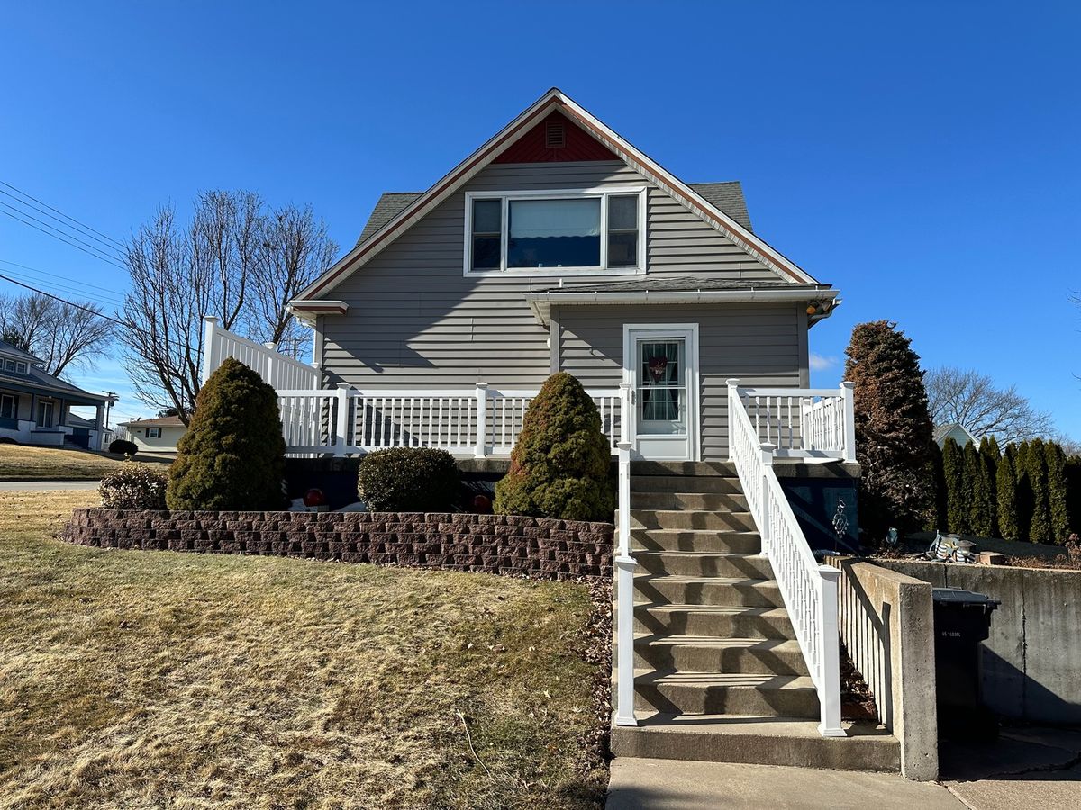 142 Elliot Street, Preston, IA 52069