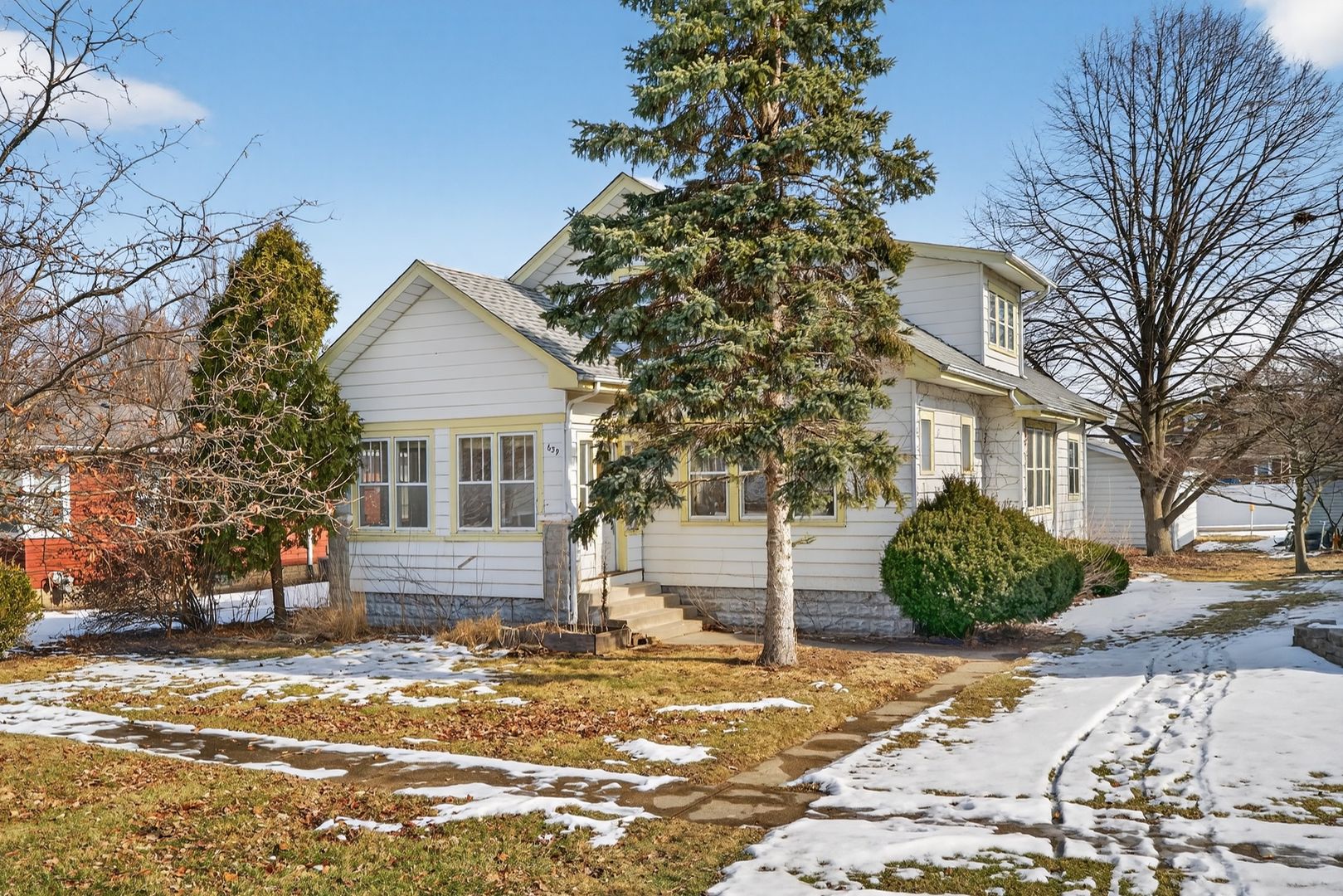 639 Dunbar Street — Beecher, IL 60401