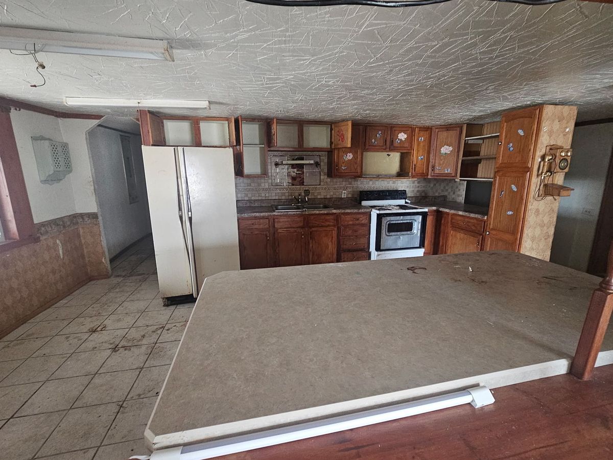 807 Broadway Street, Willisville, IL 62997