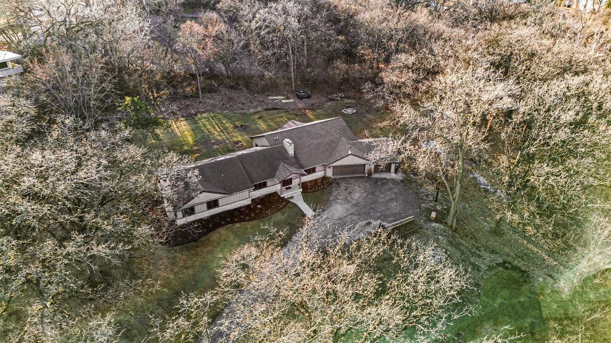 13200 80th Court, Palos Park, IL 60464